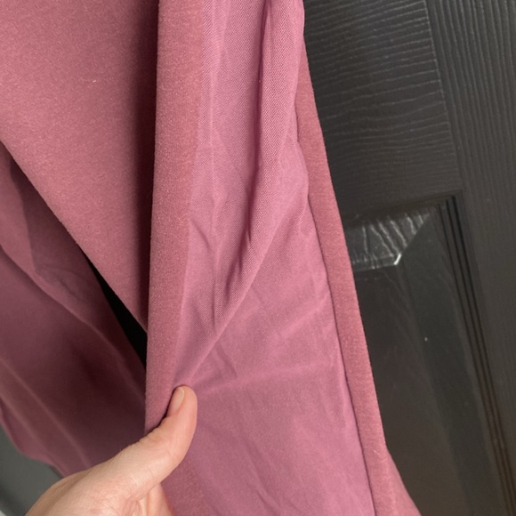 Gymshark Aura Joggers - Berry Red-Size S - Picture 5 of 6